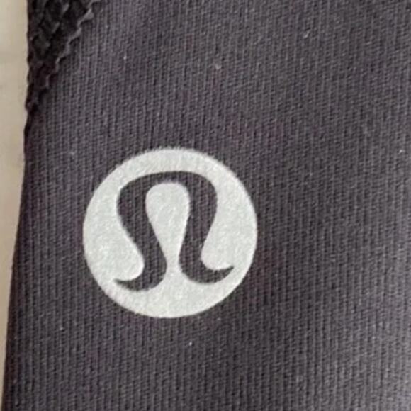 EUC Lululemon Inspire Reflective Tight II (Mesh) Black 25” (7/8) Size 4 - Picture 8 of 12